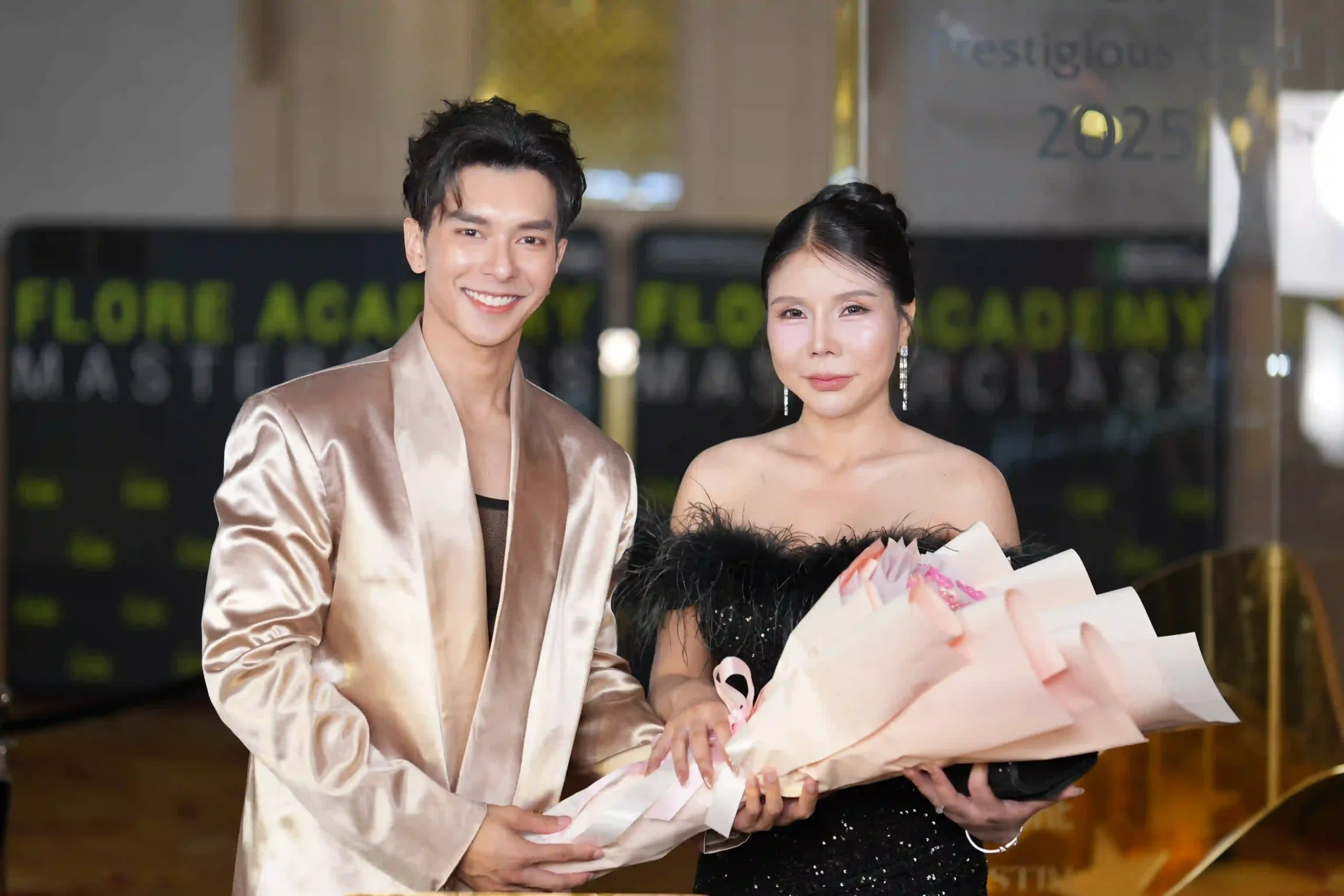 รับรางวัล The Legend season 2 BT Clinic 09